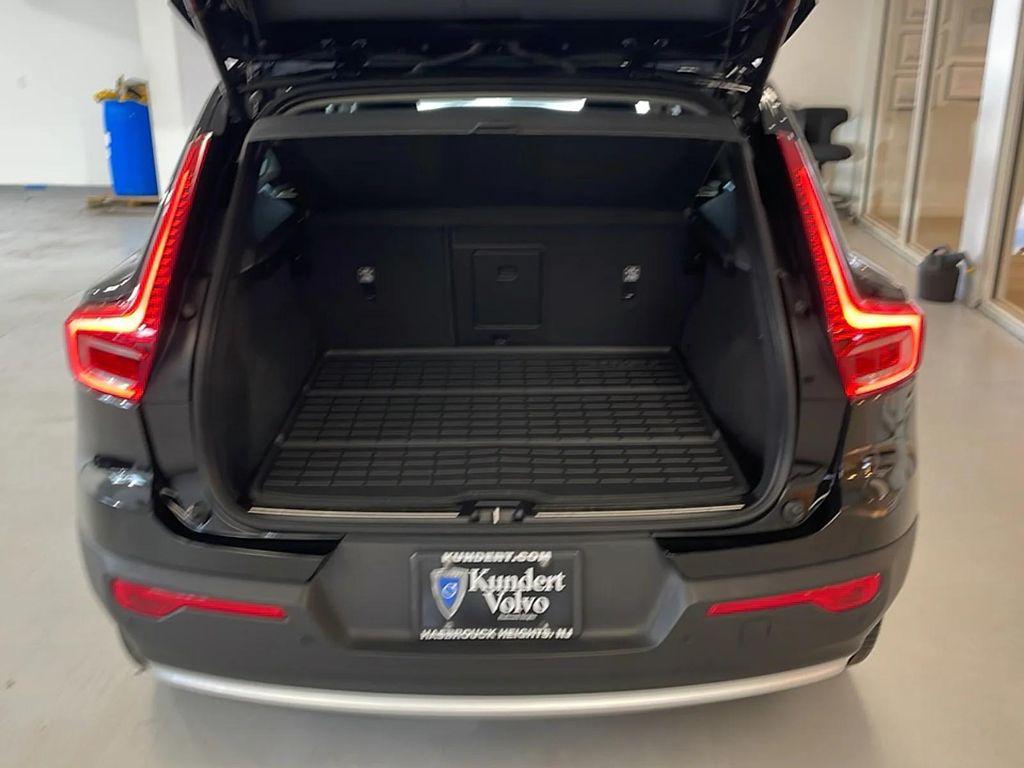 used 2023 Volvo XC40 car, priced at $31,995
