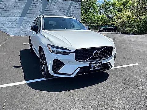 used 2022 Volvo XC60 Recharge Plug-In Hybrid car, priced at $40,995