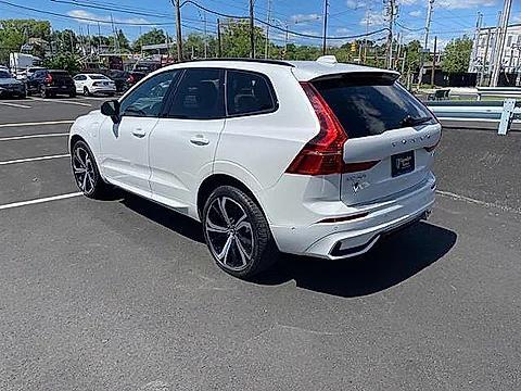 used 2022 Volvo XC60 Recharge Plug-In Hybrid car, priced at $40,995