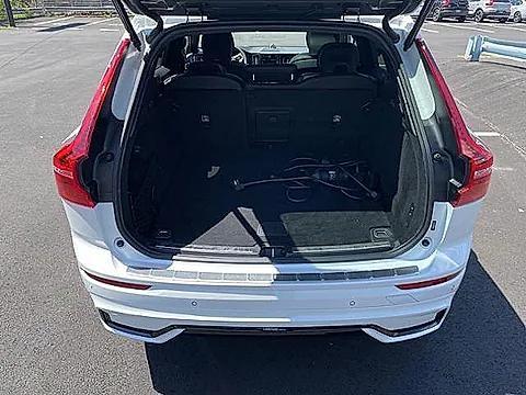 used 2022 Volvo XC60 Recharge Plug-In Hybrid car, priced at $40,995