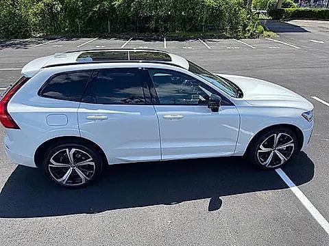 used 2022 Volvo XC60 Recharge Plug-In Hybrid car, priced at $40,995