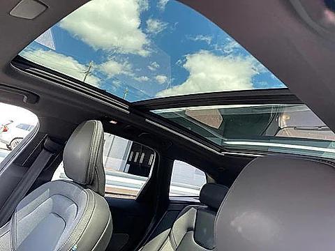 used 2022 Volvo XC60 Recharge Plug-In Hybrid car, priced at $40,995