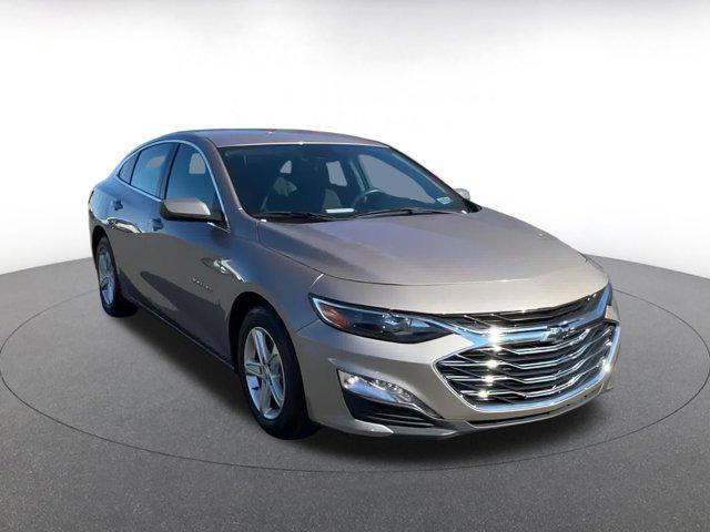 used 2023 Chevrolet Malibu car, priced at $15,384