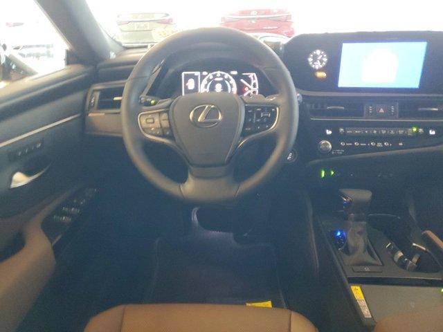 new 2025 Lexus ES 350 car, priced at $47,078