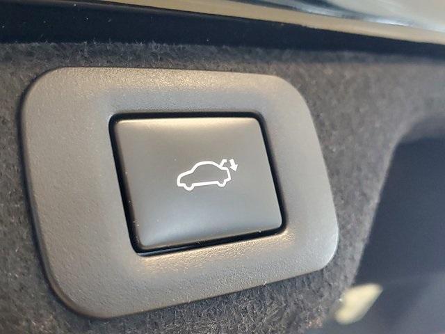 used 2022 Lexus ES 350 car, priced at $37,960