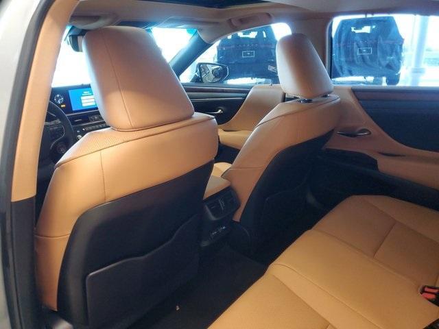 used 2023 Lexus ES 350 car, priced at $35,991