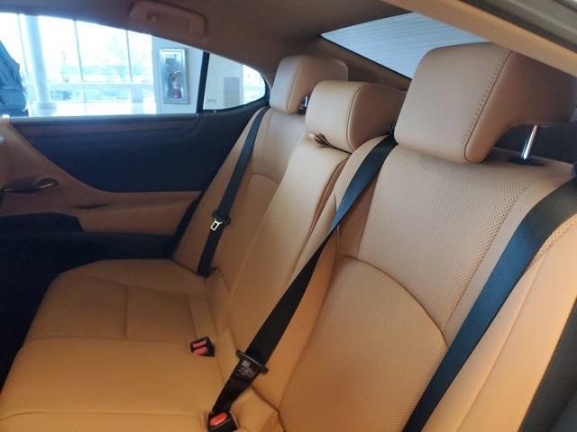 used 2023 Lexus ES 350 car, priced at $35,991