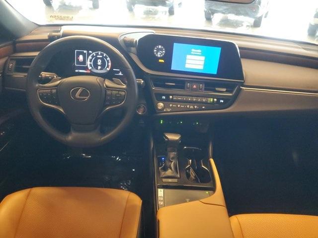 used 2023 Lexus ES 350 car, priced at $35,991
