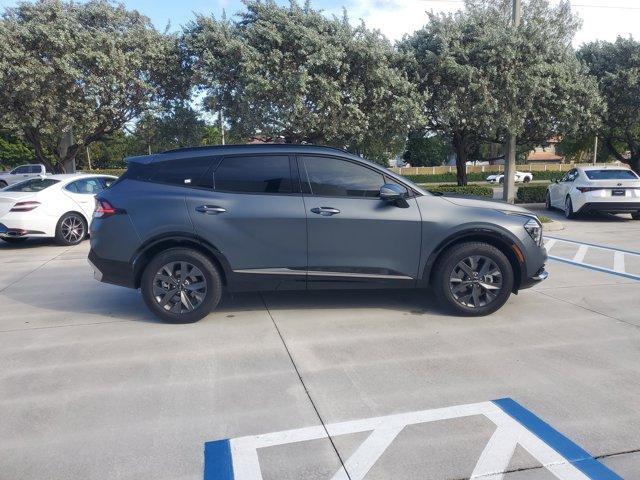 used 2025 Kia Sportage Hybrid car, priced at $33,900