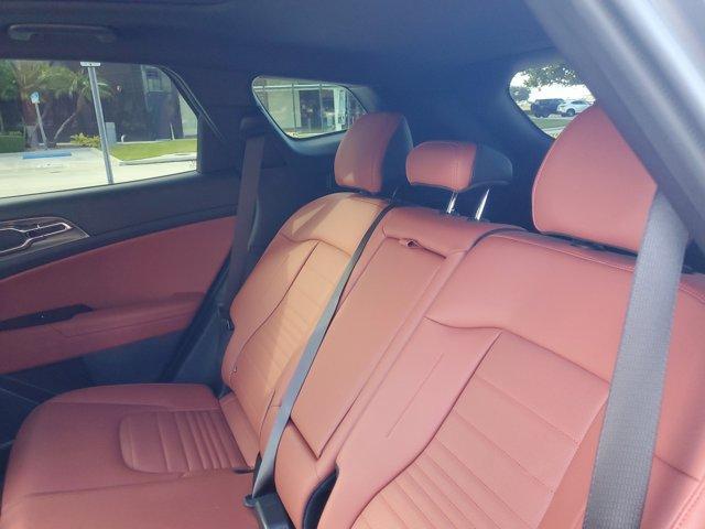 used 2025 Kia Sportage Hybrid car, priced at $33,900