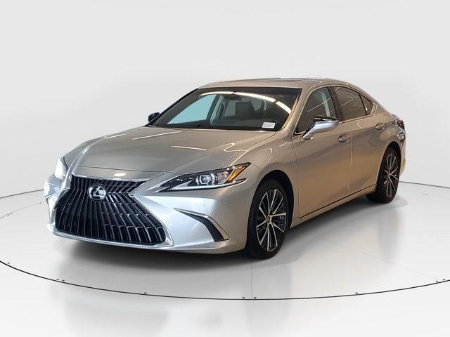 used 2025 Lexus ES 350 car, priced at $40,900