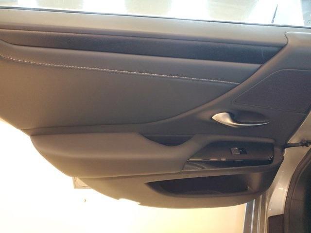 used 2025 Lexus ES 350 car, priced at $40,900