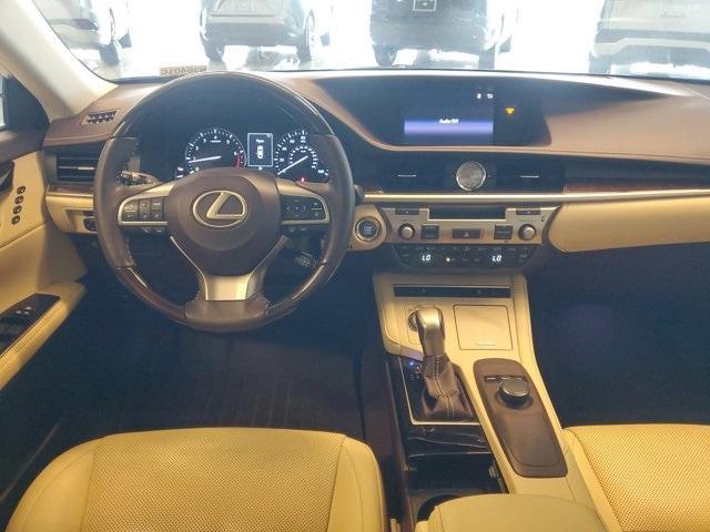 used 2017 Lexus ES 350 car, priced at $23,900
