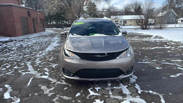 used 2018 Chrysler Pacifica car, priced at $16,900