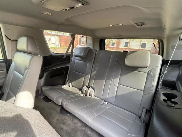 used 2015 Chevrolet Suburban car, priced at $20,900