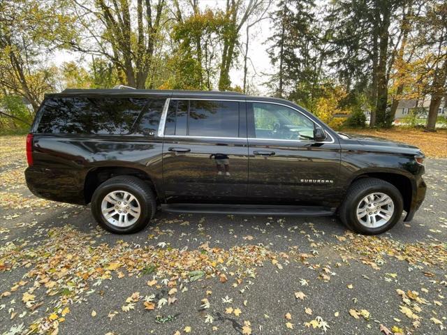 used 2015 Chevrolet Suburban car, priced at $20,900