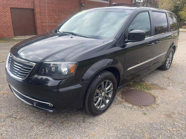 used 2016 Chrysler Town & Country car, priced at $9,990