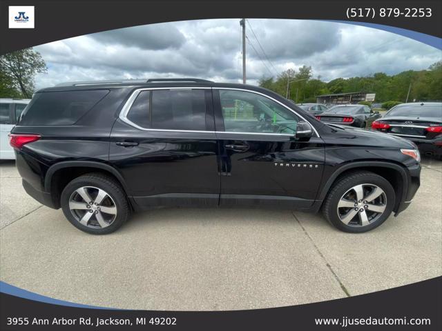 used 2018 Chevrolet Traverse car, priced at $18,990