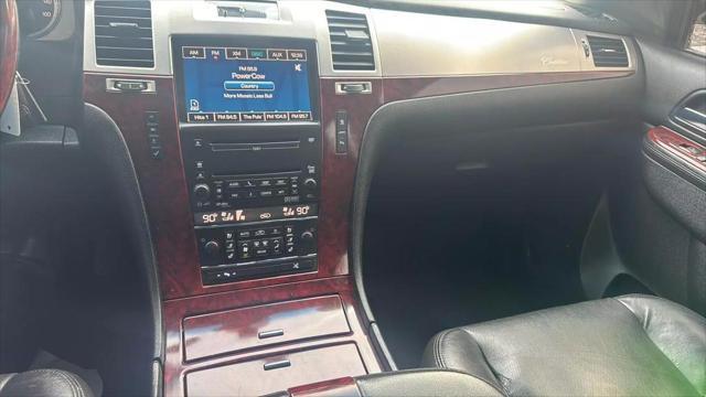 used 2010 Cadillac Escalade ESV car, priced at $15,500