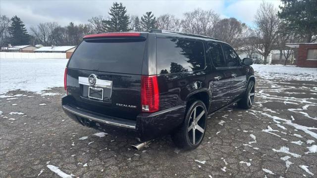 used 2010 Cadillac Escalade ESV car, priced at $15,500