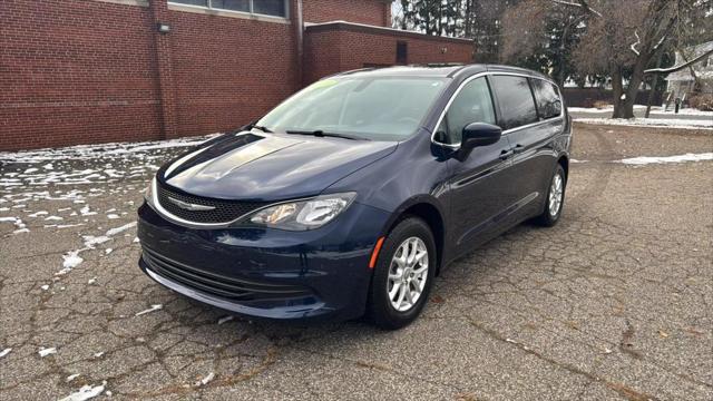 used 2017 Chrysler Pacifica car, priced at $9,900