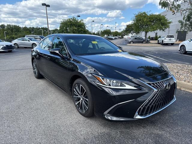 used 2025 Lexus ES 350 car, priced at $45,000