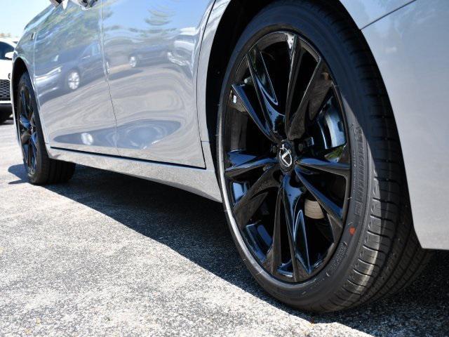 new 2025 Lexus ES 300h car, priced at $50,490