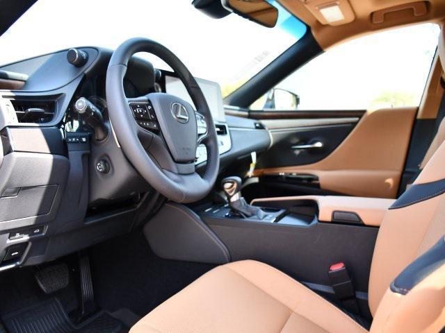 new 2025 Lexus ES 300h car, priced at $50,490