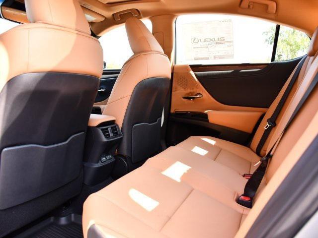 new 2025 Lexus ES 300h car, priced at $50,490