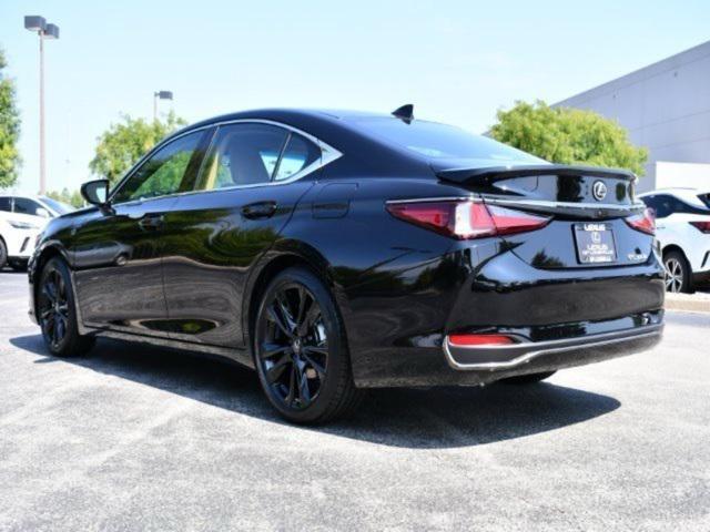 new 2025 Lexus ES 300h car, priced at $52,236