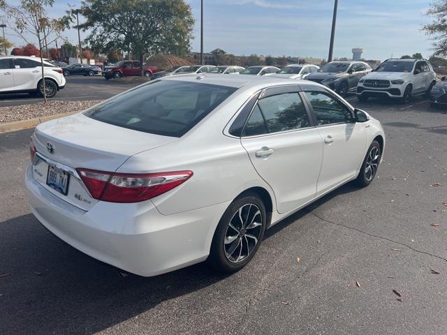 used 2015 Toyota Camry Hybrid car, priced at $14,000