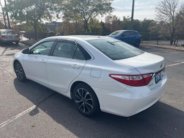 used 2015 Toyota Camry Hybrid car, priced at $14,000