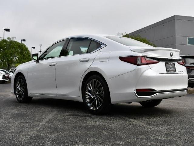 new 2024 Lexus ES 300h car, priced at $52,125