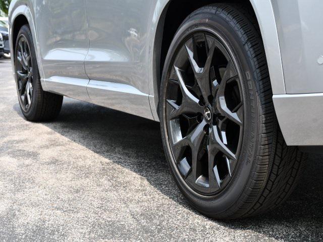 new 2025 Lexus TX 500h car, priced at $70,068
