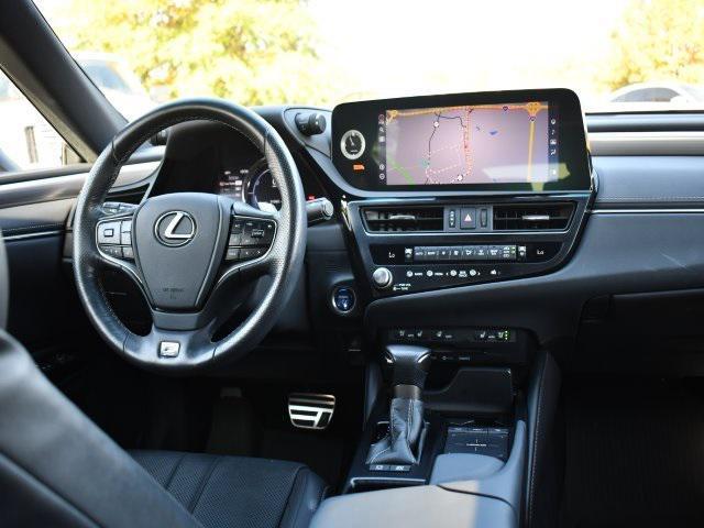 used 2022 Lexus ES 300h car, priced at $40,500