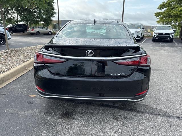 used 2024 Lexus ES 300h car, priced at $48,000