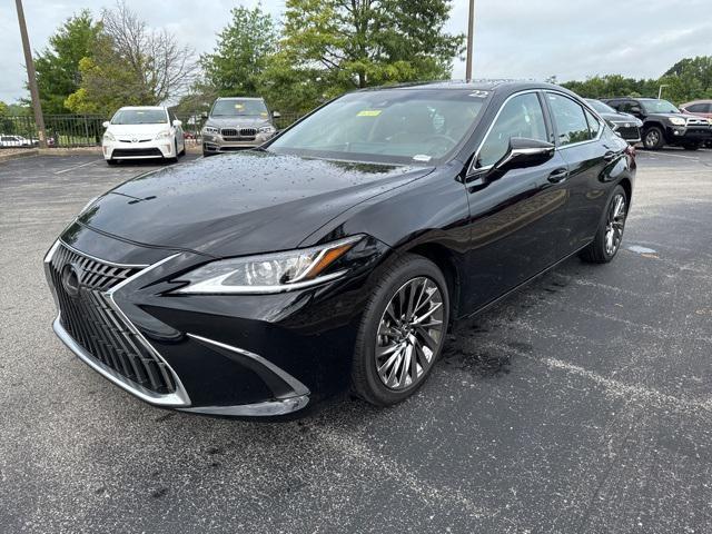 used 2024 Lexus ES 300h car, priced at $48,000