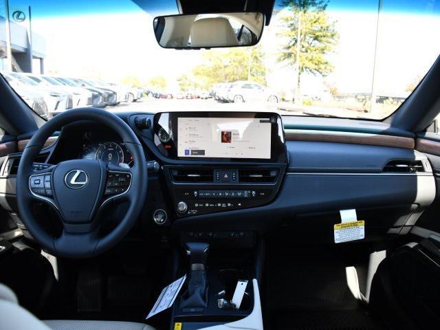 new 2025 Lexus ES 350 car, priced at $47,562