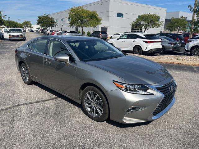 used 2017 Lexus ES 300h car, priced at $23,000