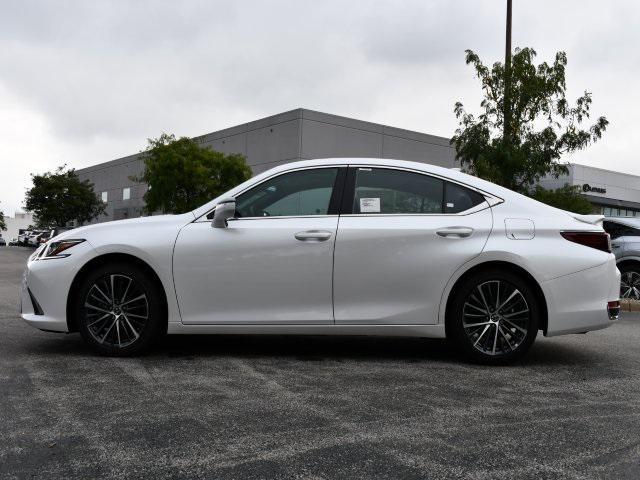 new 2025 Lexus ES 300h car, priced at $48,578