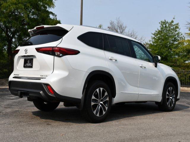 used 2022 Toyota Highlander car, priced at $35,000