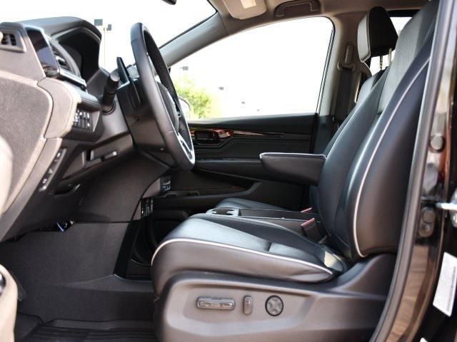 used 2023 Honda Odyssey car, priced at $38,000