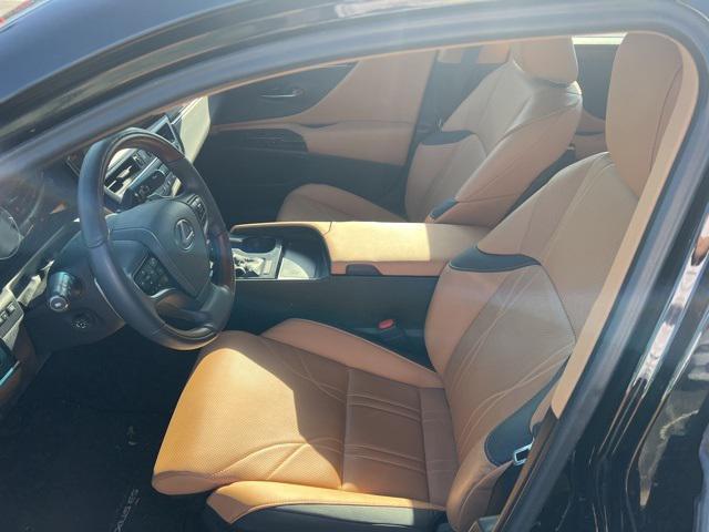 used 2023 Lexus ES 350 car, priced at $44,000