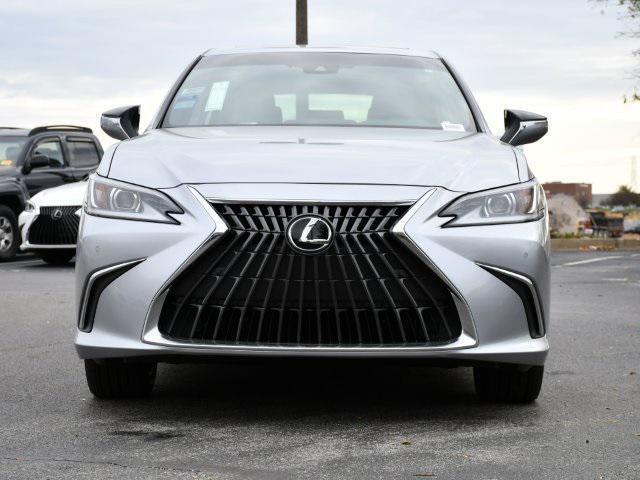 new 2025 Lexus ES 350 car, priced at $45,800