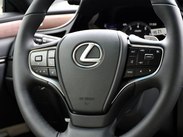 new 2025 Lexus ES 350 car, priced at $45,800