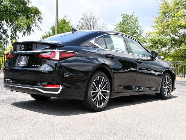new 2025 Lexus ES 300h car, priced at $50,825