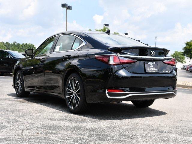 new 2025 Lexus ES 300h car, priced at $50,825
