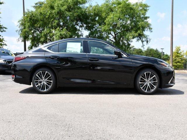 new 2025 Lexus ES 300h car, priced at $50,825