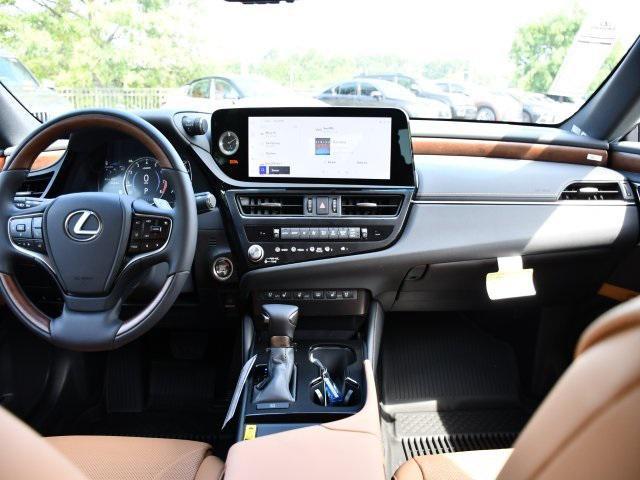 new 2025 Lexus ES 350 car, priced at $54,940