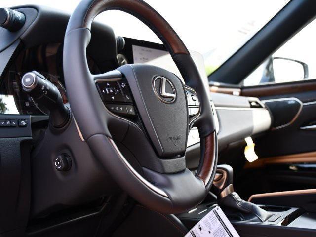 new 2025 Lexus ES 350 car, priced at $54,940